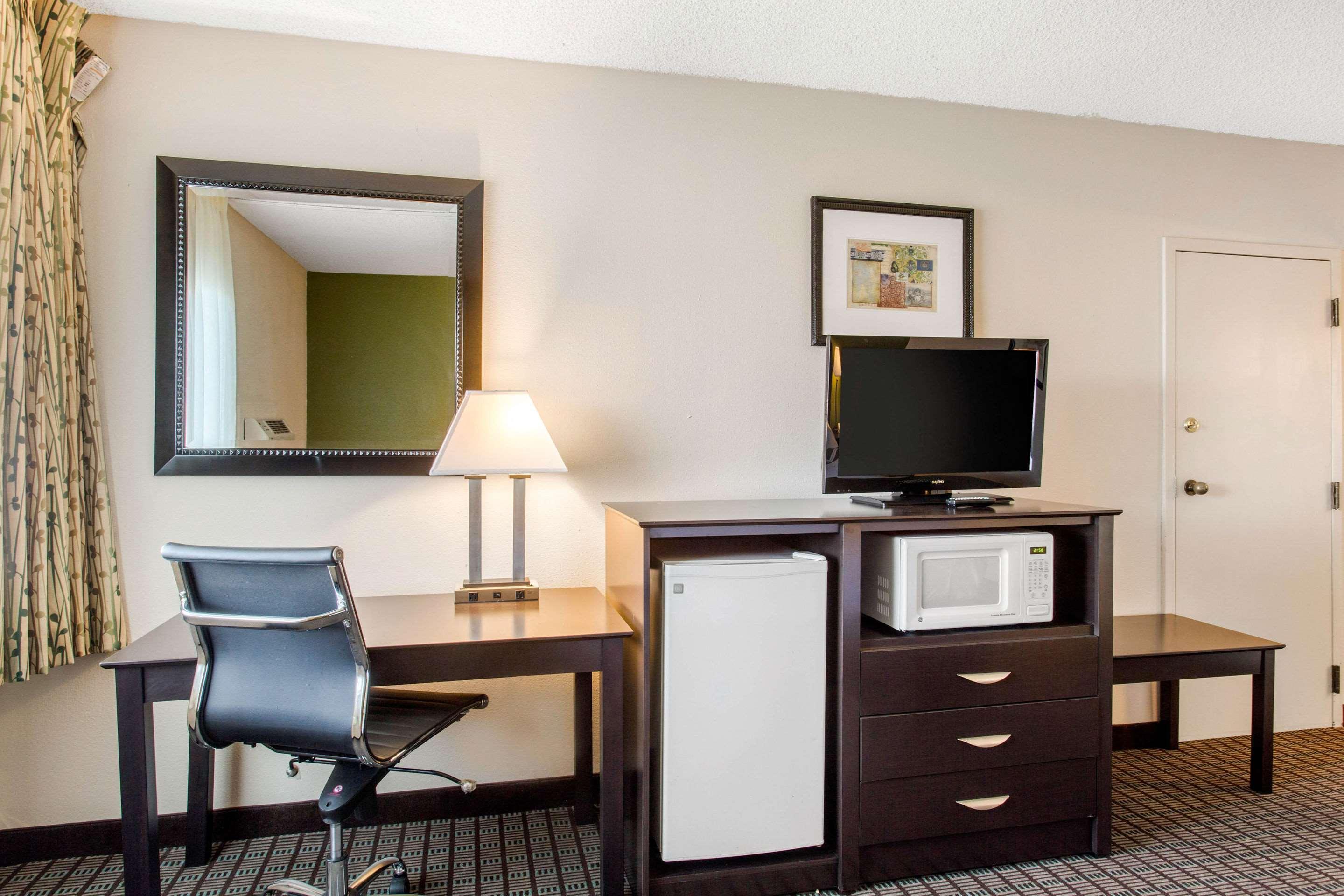 Quality Inn Stateline Wendover Exterior photo